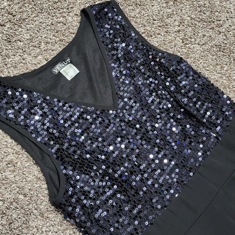 VENUS Black High-Low Cocktail Dress with V-Neck - Picture 5 of 13